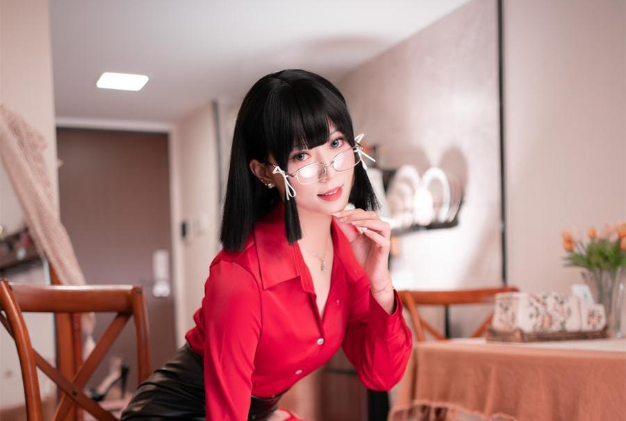 绚丽多彩！money冷冷cos精美图片收录。