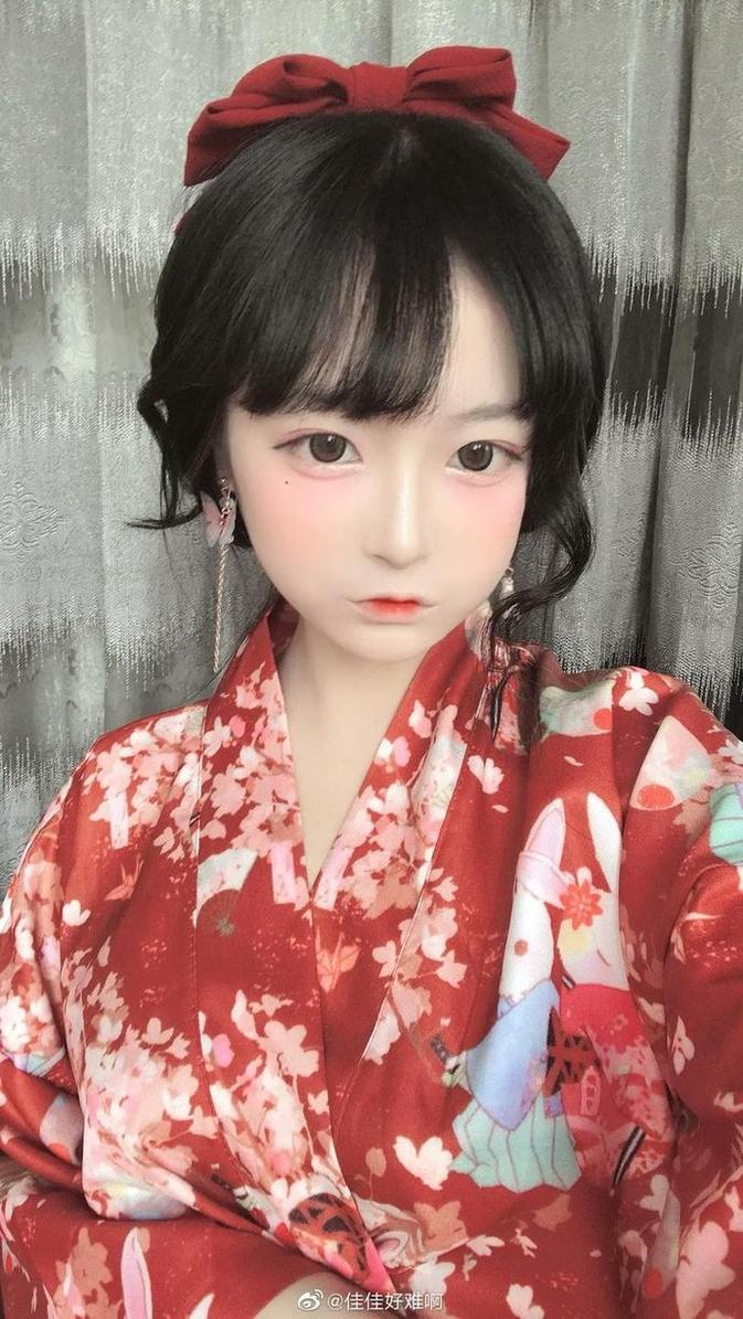 告别平凡，佳佳好难啊个人资料大献 Cos 作品分享