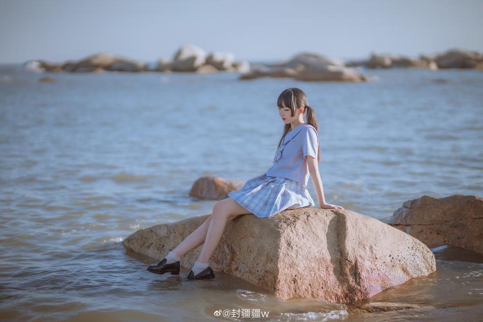 色彩清新，意境深远，封疆疆w图片赏析展现高人气