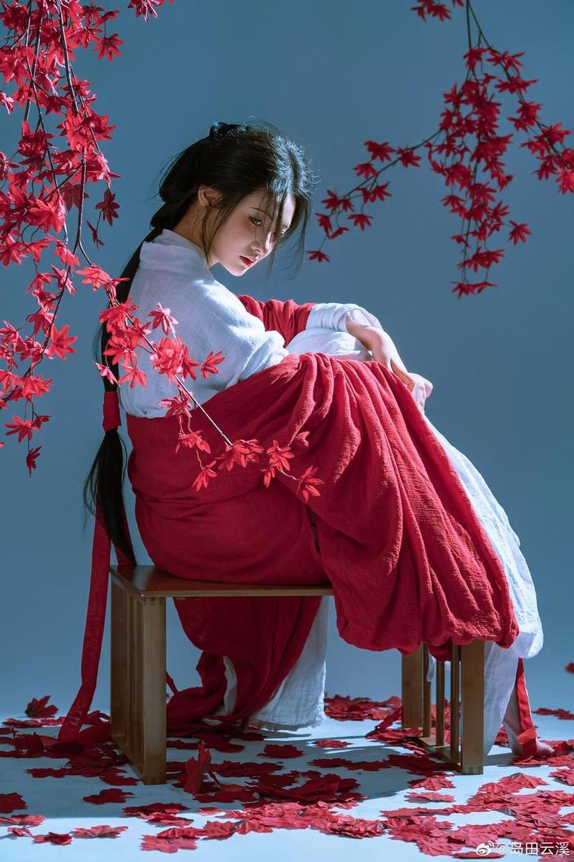 首映当天，迎接岛田云溪麻辣味的奶桃桃美图集