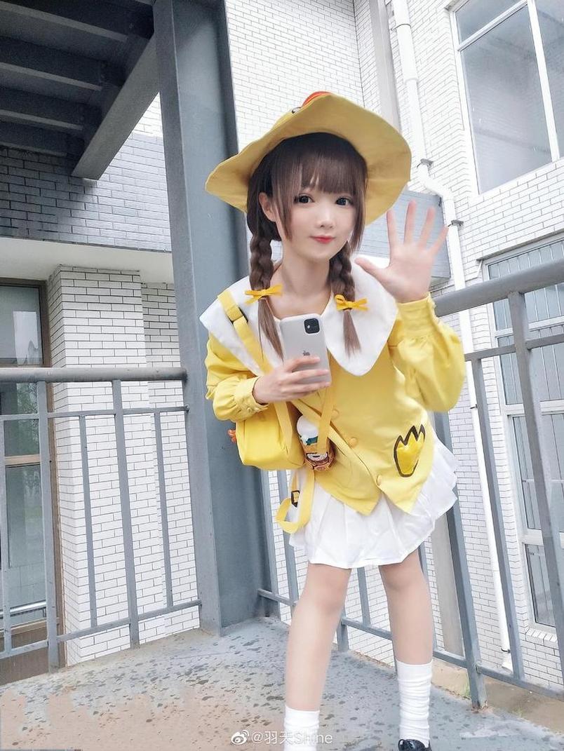 美不胜收的coser羽天shine美图