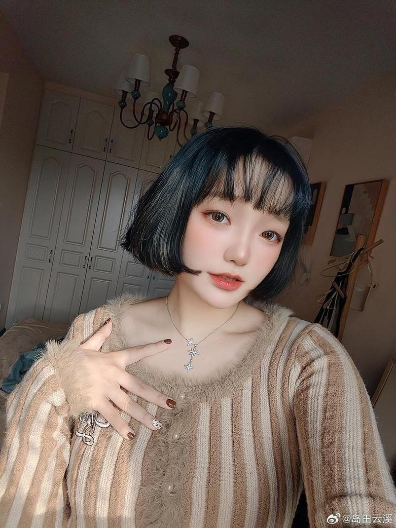 绝美图片：云溪溪图集免费在线分享