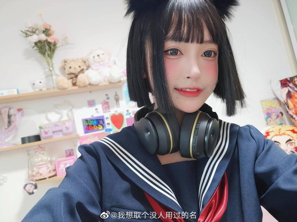 听说佳佳酱同款衣服要拍摄图包了？