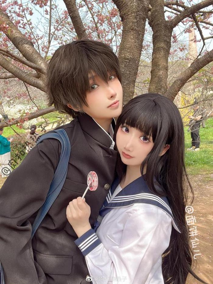 凉凉子最新cos写真：浪漫的cosplay系列，细腻生动的情感表达让你倍感动容