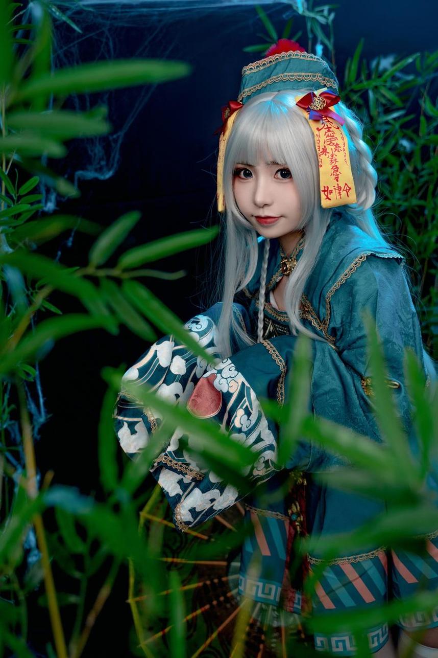 独家更新！喵小吉双女的最新cos照片。