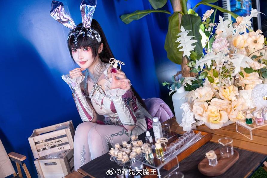 从这一张照片开始，探寻大魔王露儿个人简介的cos之旅