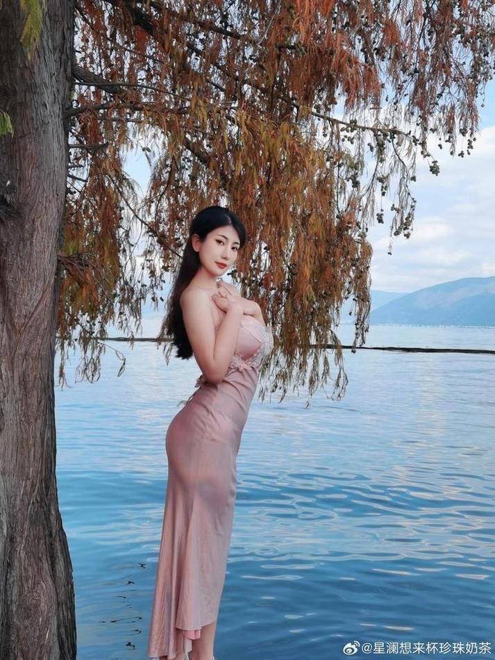 以星澜是澜澜陨落为主题，发布摄影精选
