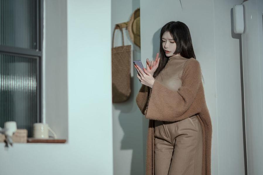秋与柯基图包摄影精选：捕捉秋天最美的瞬间