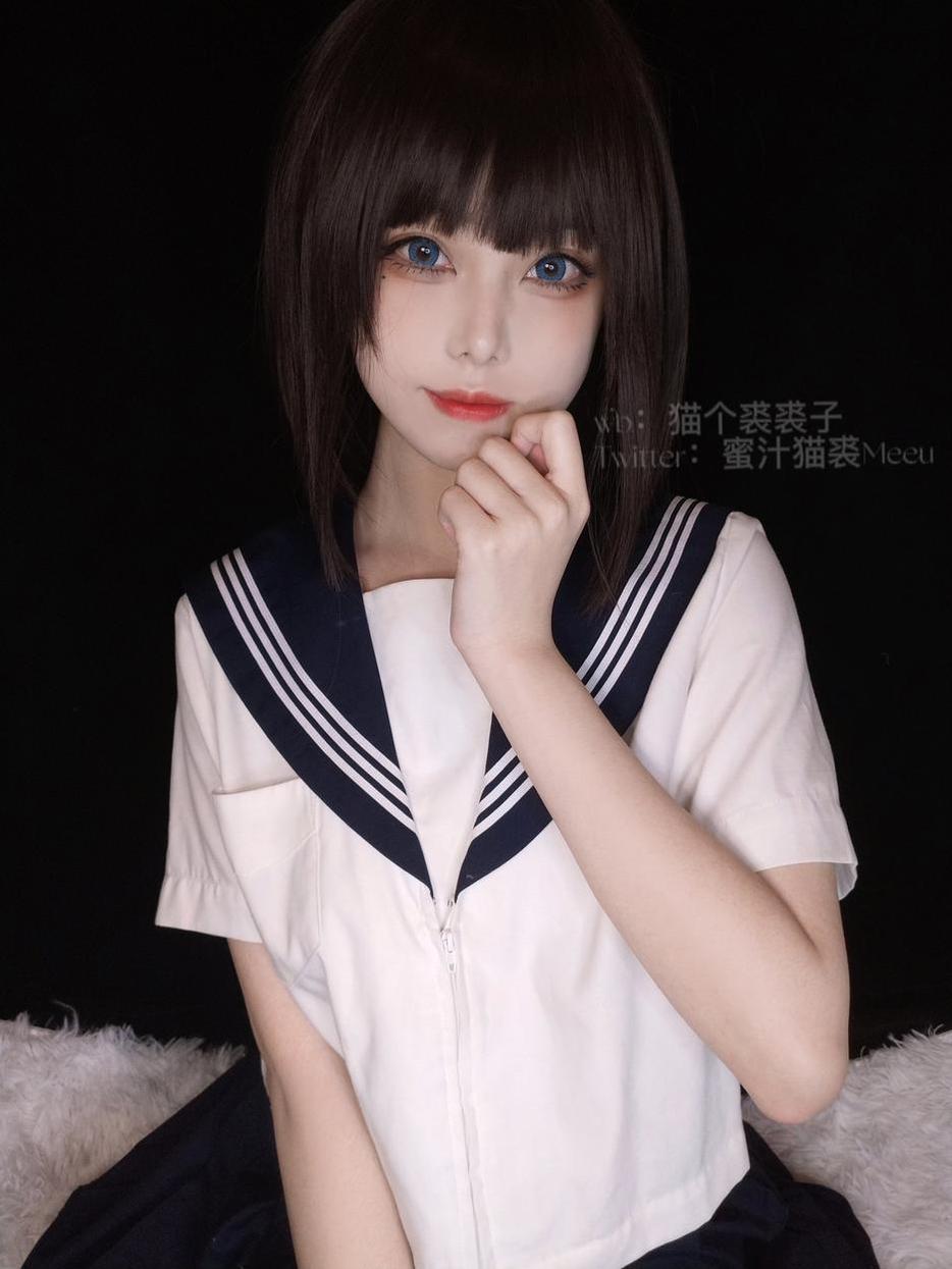 更好的欣赏角度，盘点蜜汁猫裘牛仔裤的原图之美