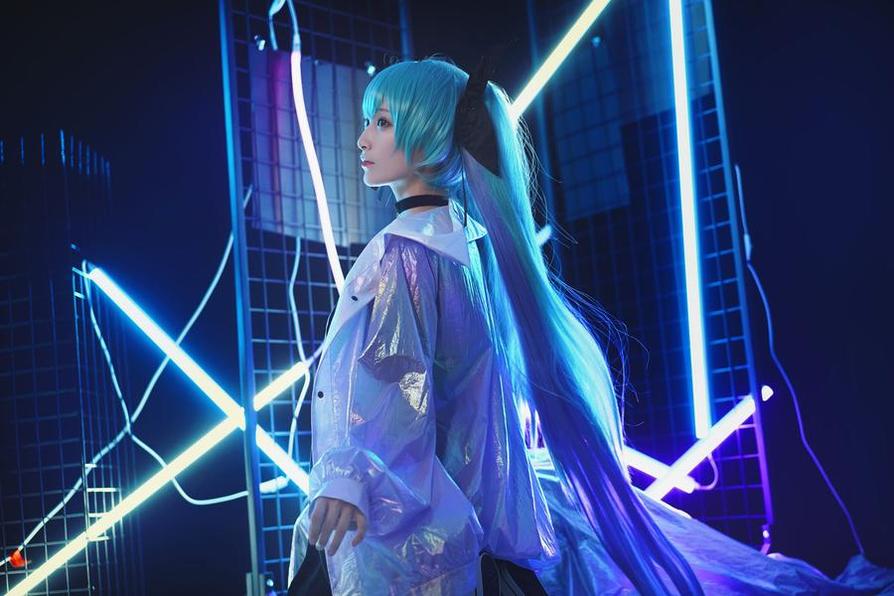铁板烧鬼舞w黑历史原图震撼：不可错过的cosplay照片，细节处理令人叹为观止。
