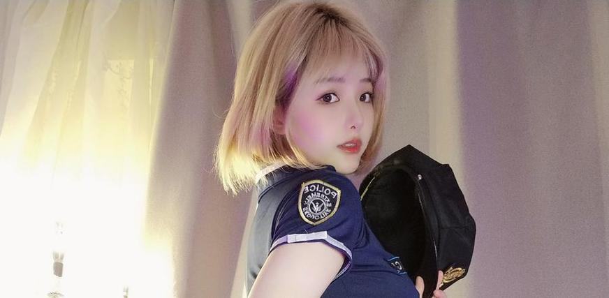 拍摄小达人雯妹不讲道理精灵，分享coser的成长历程