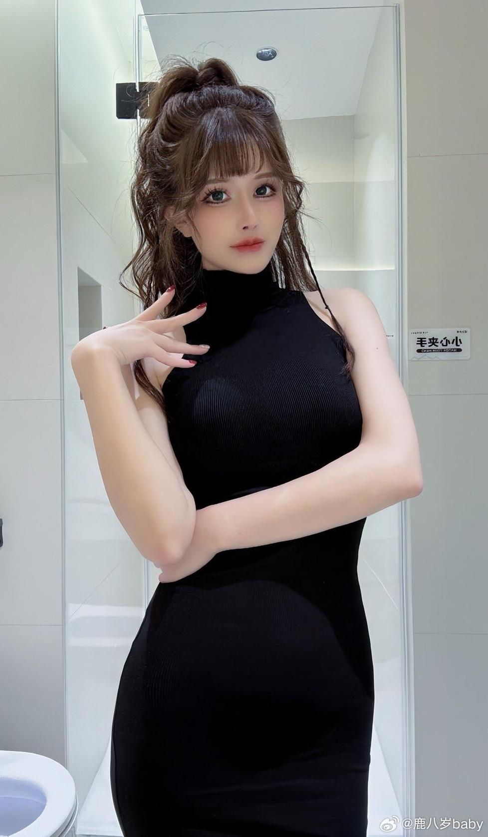 飘逸浪漫的鹿八岁baby白色婚纱图套